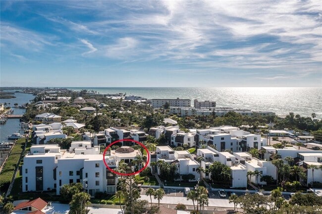 Building Photo - 2955 N Beach Rd