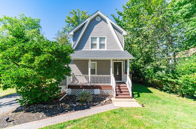 Front Exterior - 115 Billian St