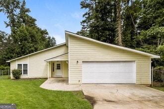Building Photo - 6270 Beethoven Cir