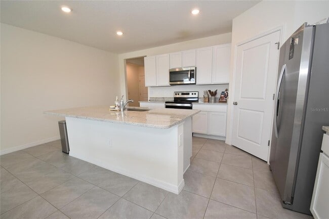 Building Photo - 17918 Canopy Pl