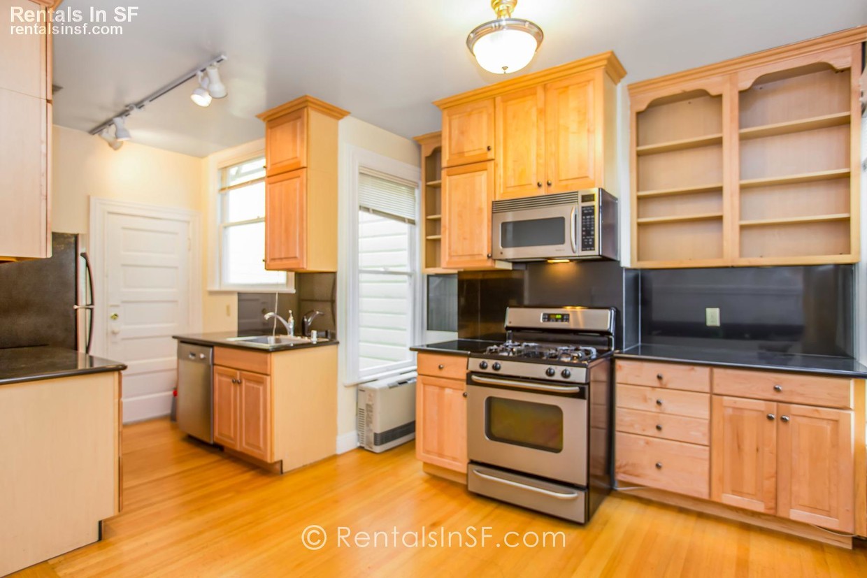 Primary Photo - Beautiful Pet Friendly Flat near in NOPA!