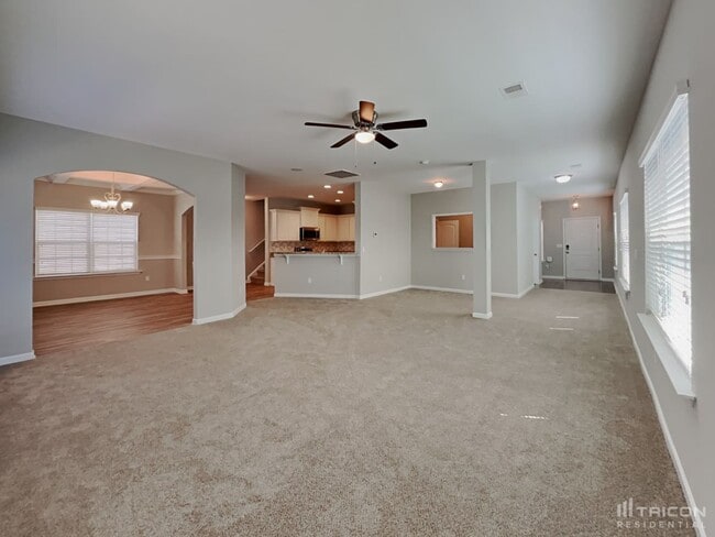 Building Photo - 162 Eventine Way
