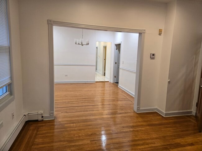 Foto del edificio - 330 W Palisade Ave