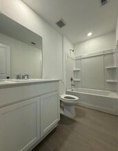 Building Photo - 14896 N Ascot Bend Cir