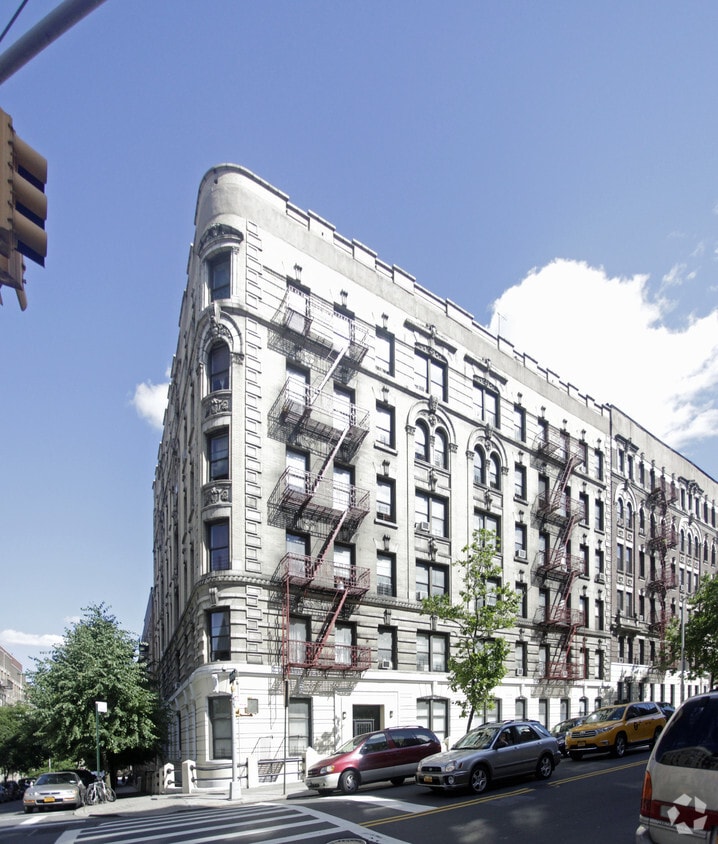 227-233 Audubon Avenue - 227-233 Audubon Ave