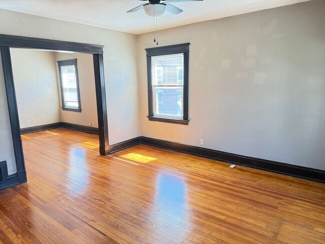 Building Photo - 3636 Besuden Ct