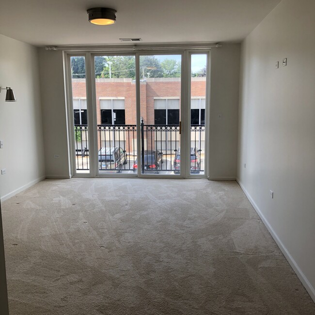 3BR, 2BA - 1,822SF - Eleven5 Lake