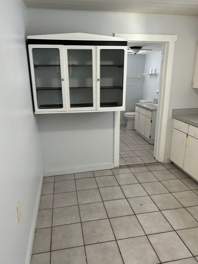Foto del edificio - 3317 W Pine St