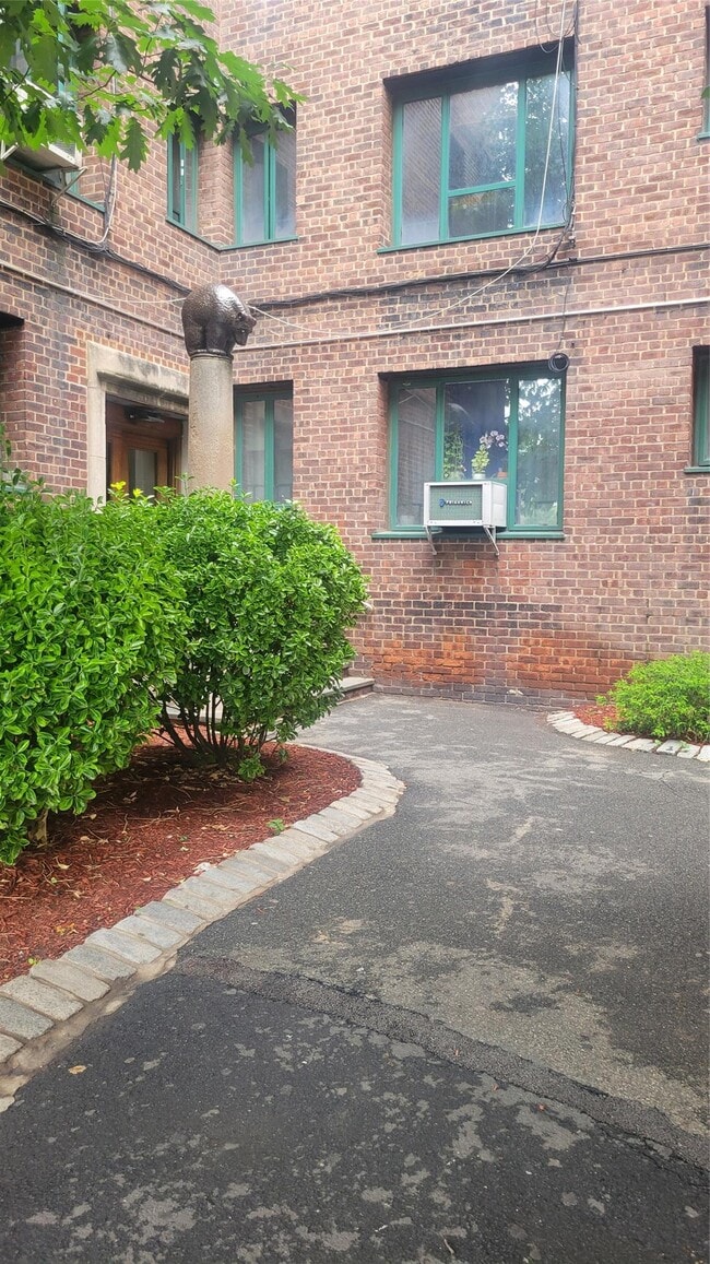 Building Photo - 1598 Unionport Rd