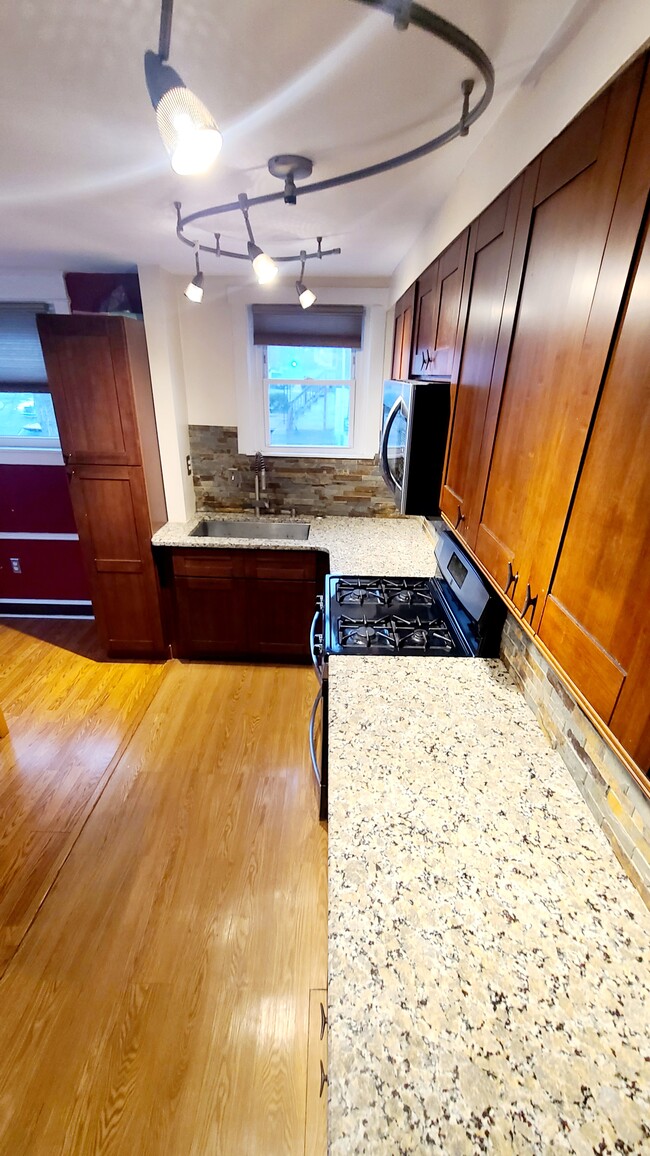 Foto del edificio - 1503 E Mayland St