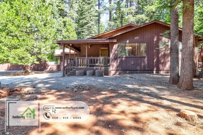 Building Photo - 7271 Clarabelle Lane - Dogs Considered wit...