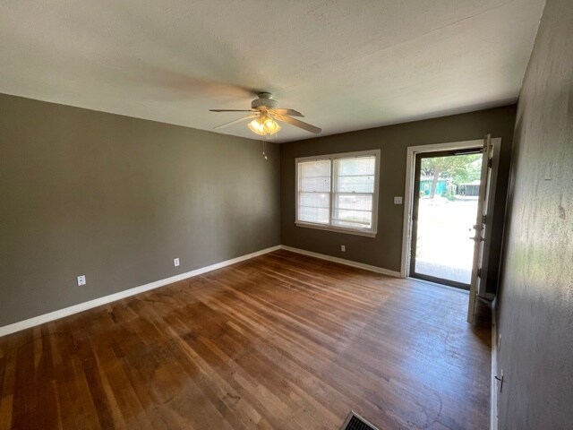 Building Photo - 2803 36th St