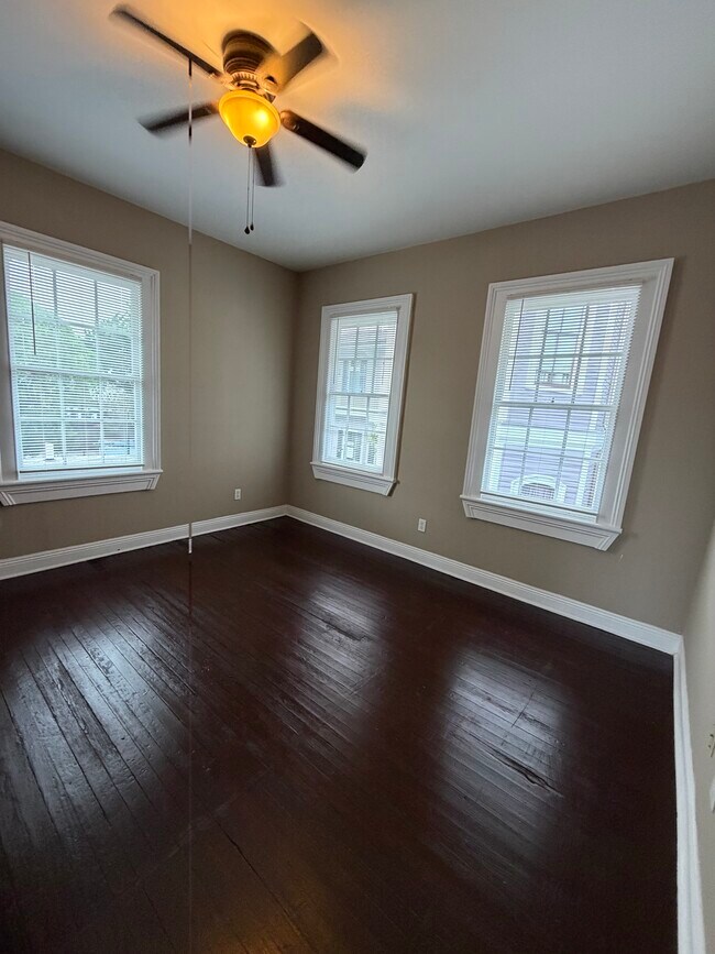 Sala de estar - 1910 Esplanade Ave