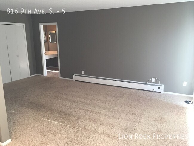 Building Photo - Your Contemporary Retreat in Hopkins for $...