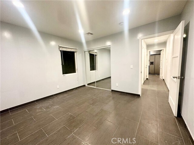 Foto del edificio - 15746 Magnolia Blvd