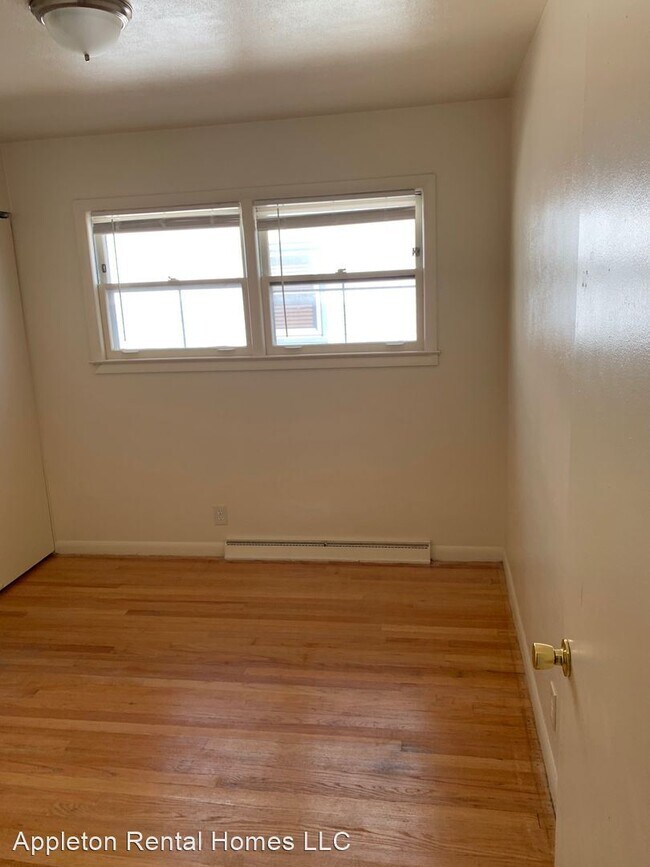 Building Photo - 3 br, 1 bath House - 4258 N 61
