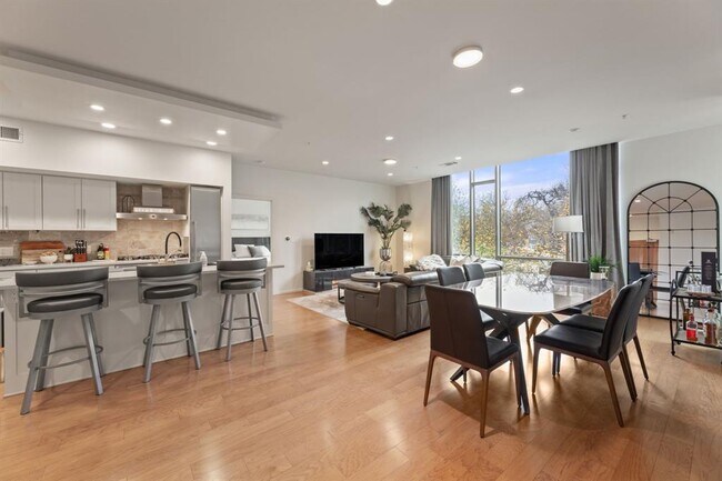 Foto del edificio - 1600 Barton Springs Rd