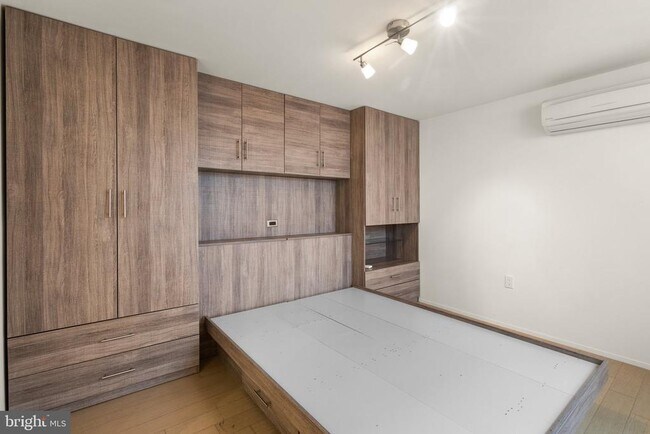 Foto del edificio - 2422 17th St NW