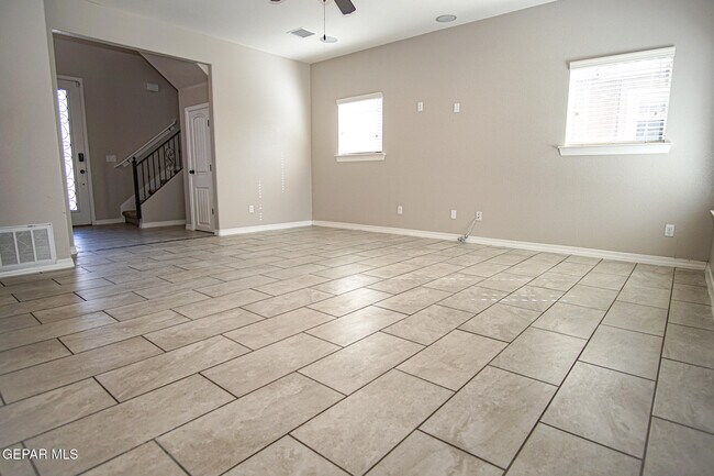 Foto del edificio - 13482 Bradford St