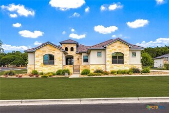 Building Photo - 2447 Wallaby Cir