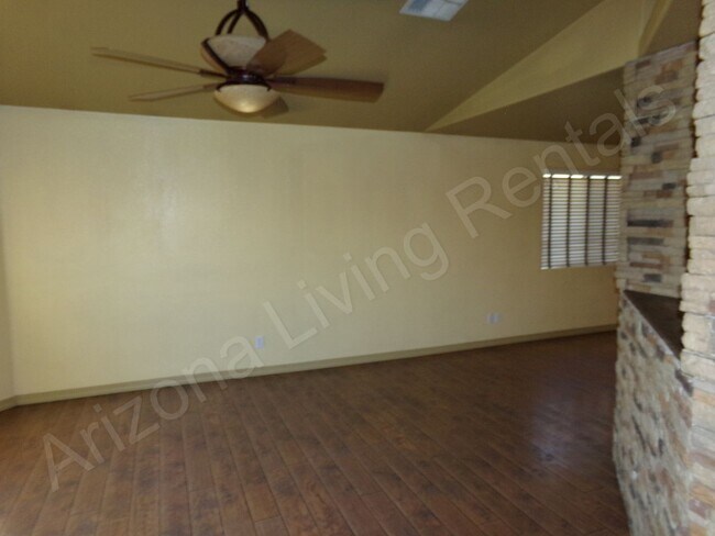 Building Photo - BEAUTIFUL HOME NEAR WALLECK RANCH