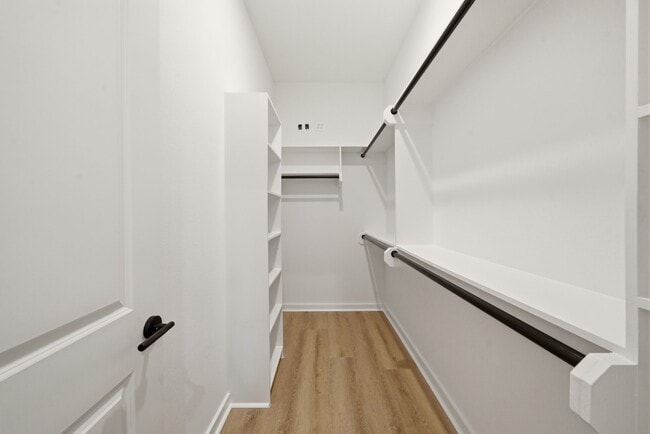 Foto del edificio - 8205 Calhoun Rd