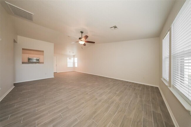 Foto del edificio - 9117 Checkerbloom Dr