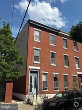 Building Photo - 559 N 16th St
