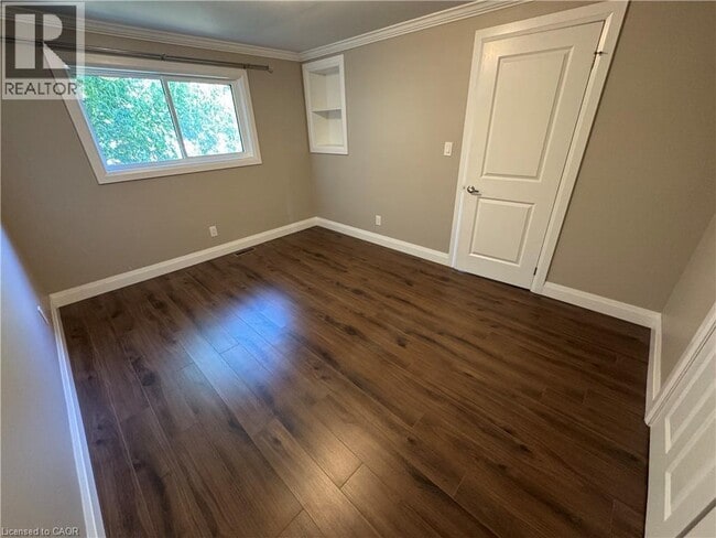 Building Photo - 1212 Guelph Line