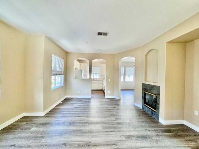 Foto del edificio - Carlsbad Townhome with AC!