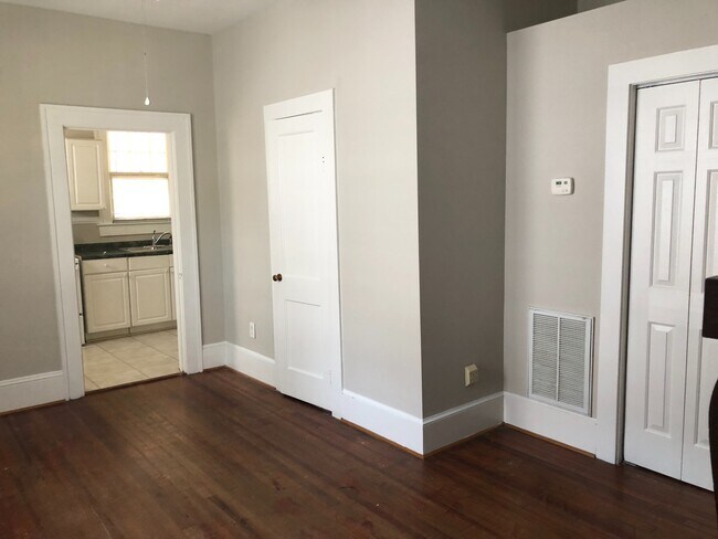 Building Photo - 2106 S Main Apartments