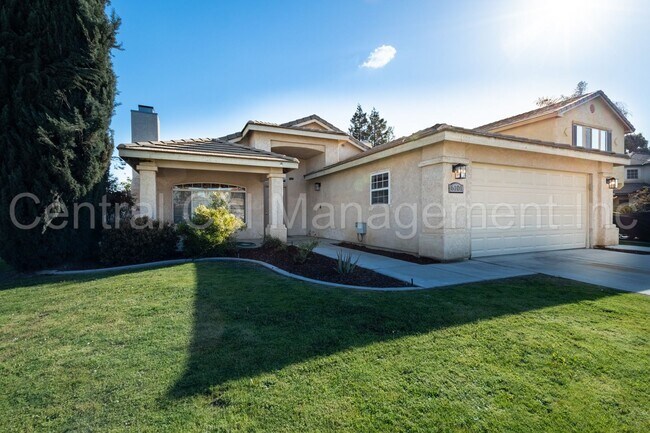 Foto del edificio - 3 Bedroom/2 Bath Home in the Southwest - $2295 Per Month!