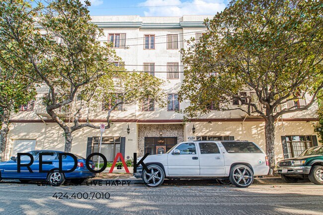 Foto del edificio - 836 Sanborn Ave