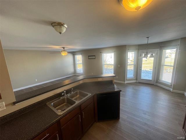 Building Photo - 410 Briarcommon Dr