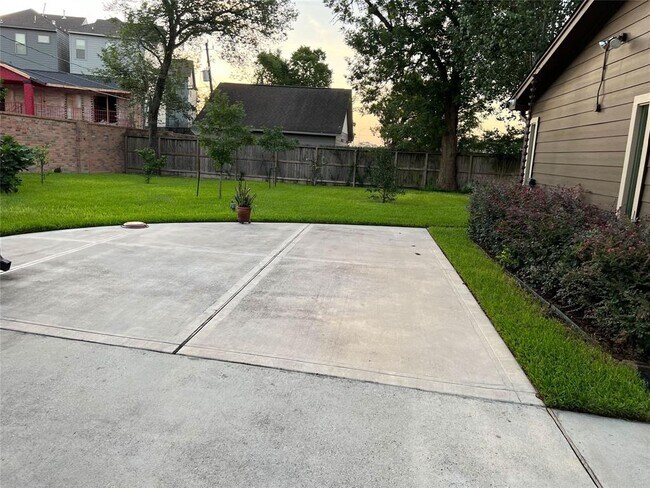 Foto del edificio - 2535 N MacGregor Way