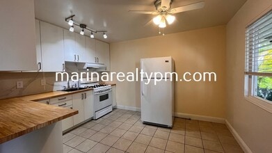 Building Photo - 114 Carolina St