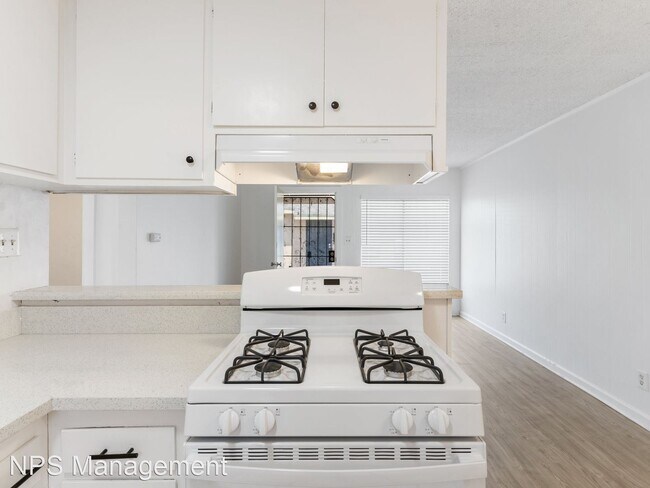 Foto del edificio - 3 br, 1 bath Apartment - 409 South Harris ...