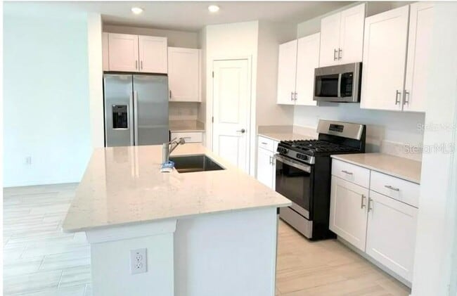 Building Photo - 2554 Leonia Ln