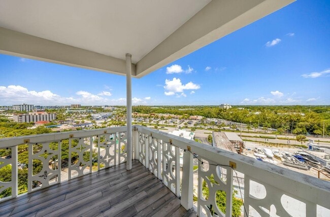 Foto del edificio - 13155 Ixora Ct