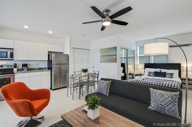 Building Photo - 2601 NW 1st Ave