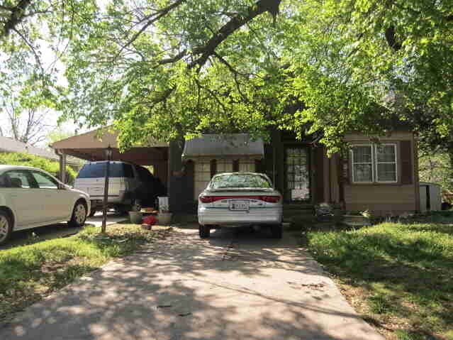 Primary Photo - 105 S Monticello Dr