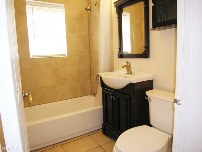 Foto del edificio - 1512 NE 5th Ct