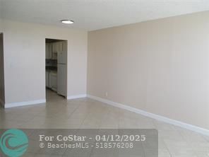 Building Photo - 2761 Taft St