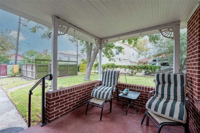 Foto del edificio - 4301 Avenue O