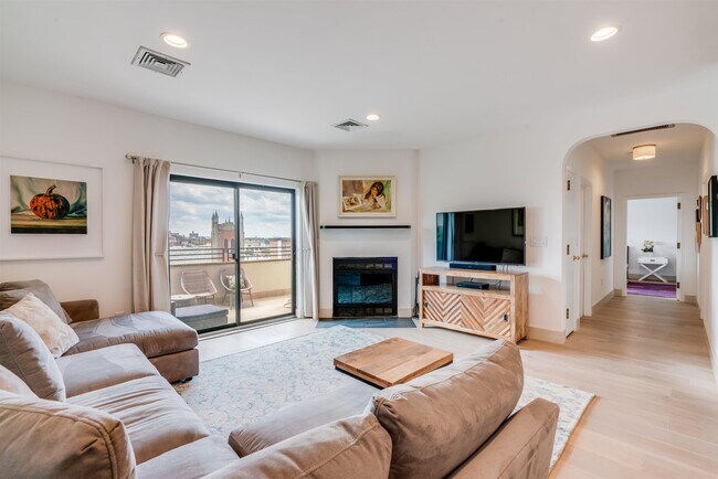 Building Photo - 75 Liberty Ave