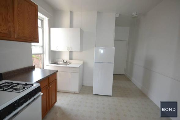 Foto del edificio - 3114 STEINWAY St