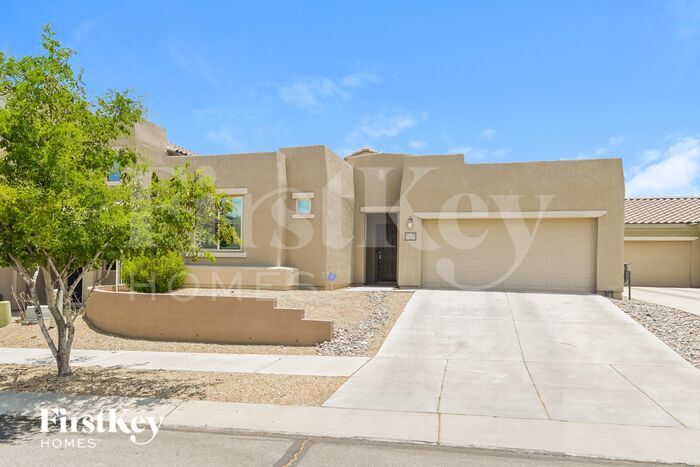 Foto principal - 10704 E Sanctuary Ridge Ln