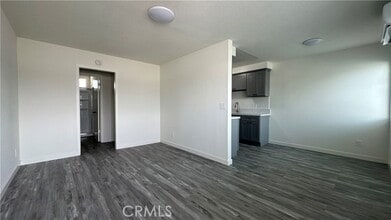 Building Photo - 908 Marguerita Ave