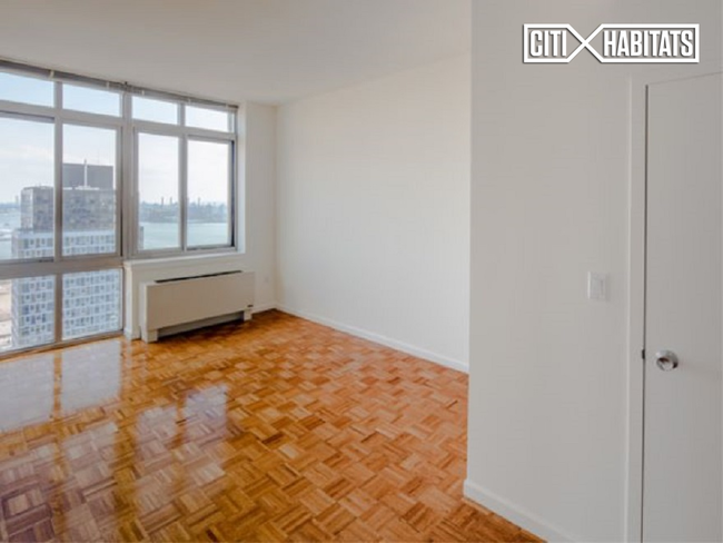 Building Photo - Avalon Riverview