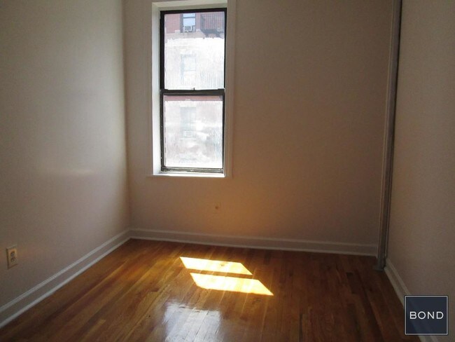 Building Photo - 601 W 141st St
